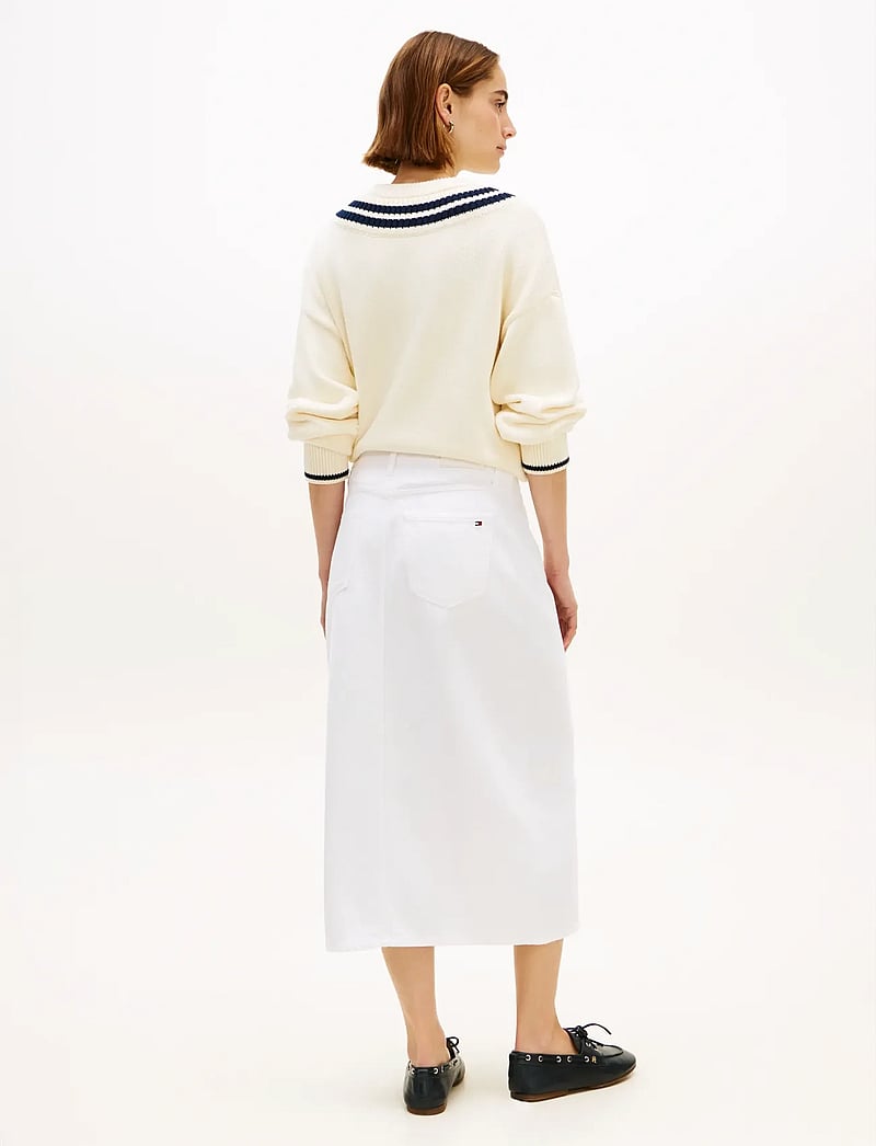 Tommy Hilfiger - DNM WHITE MIDI STRAIGHT SKIRT HW - midi skirts - th optic white - 2