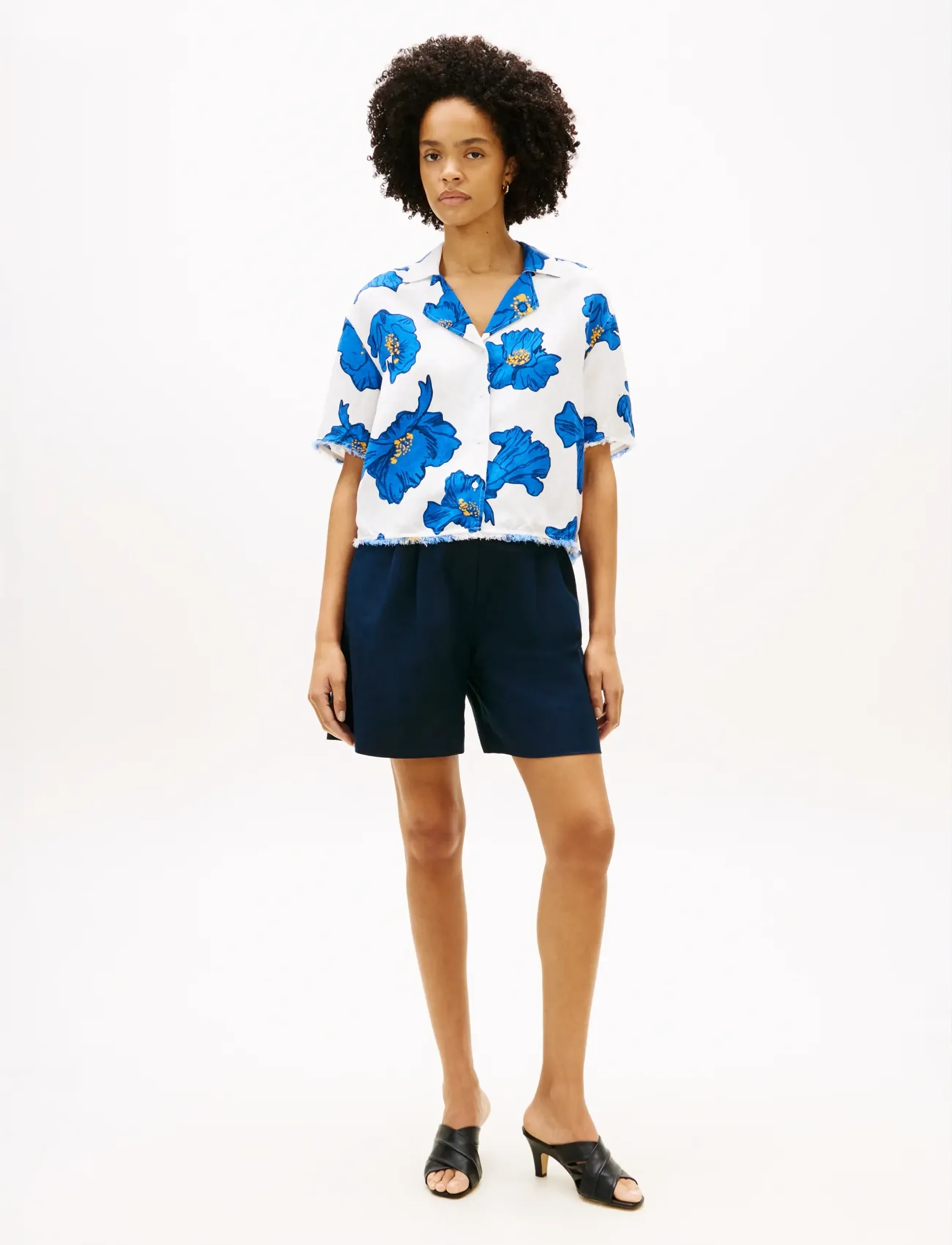 Tommy Hilfiger - FRAYED VIS/LINEN SS SHIRT - kortärmade skjortor - poppy print spaced ivory blue orbit - 3