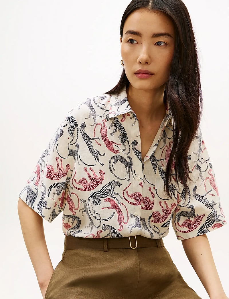 Tommy Hilfiger - ESS LINEN SS SHIRT - lühikeste varrukatega särgid - leopard baroque rwb - 4
