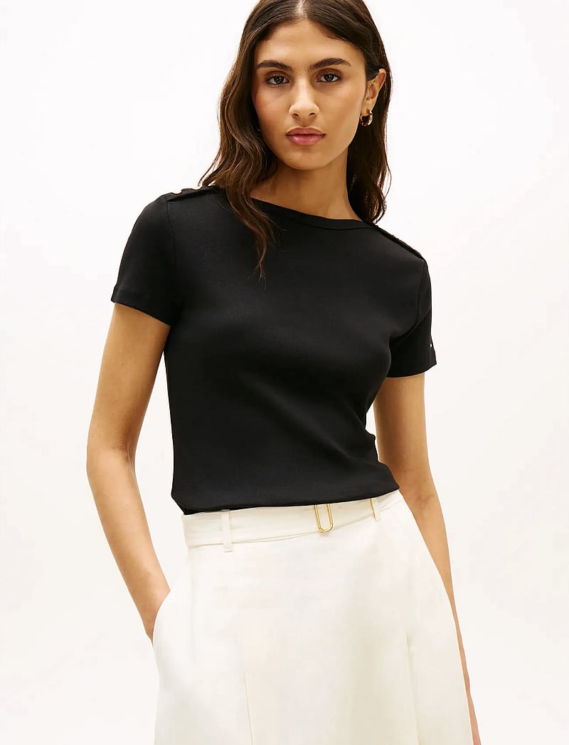 Tommy Hilfiger - GOLD BUTTON SLIM SS TEE - t-shirts - black - 0