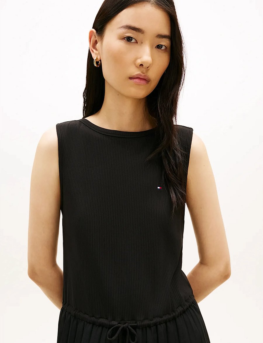 Tommy Hilfiger - 5X2 SLASH-NK MIX MEDIA DRS - midi dresses - black - 3