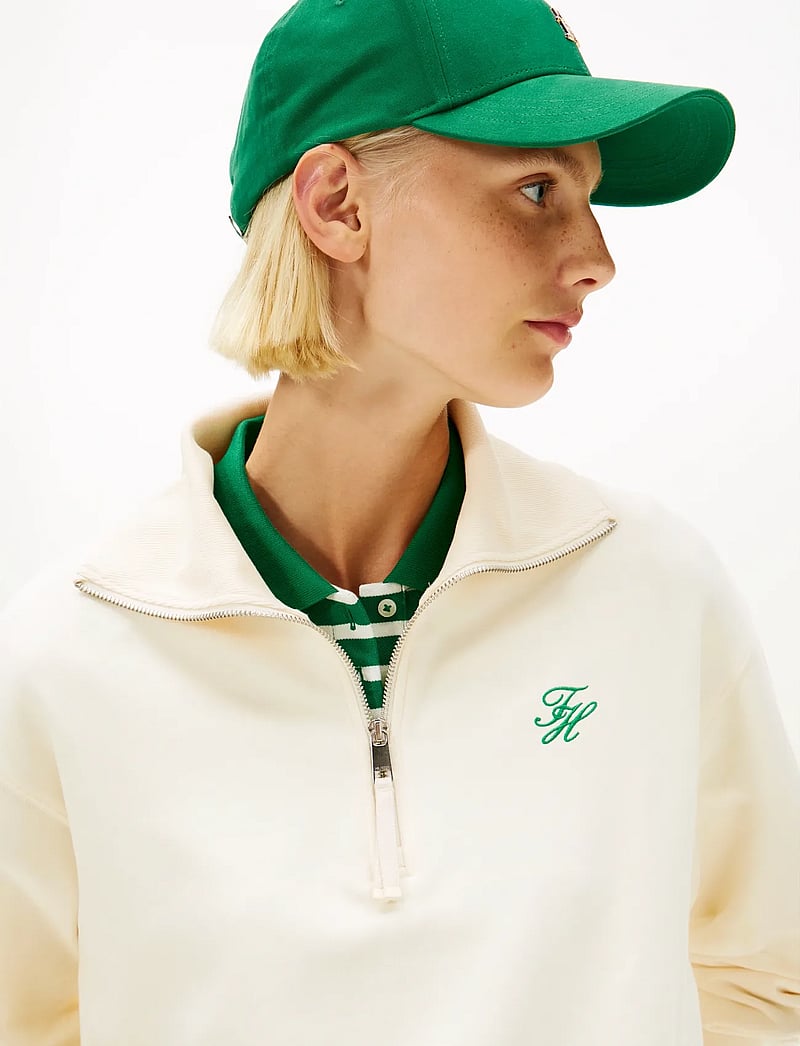 Tommy Hilfiger - TH SCRIPT HALF ZIP TERRY SWTSHRT - alltags-style - calico - 4