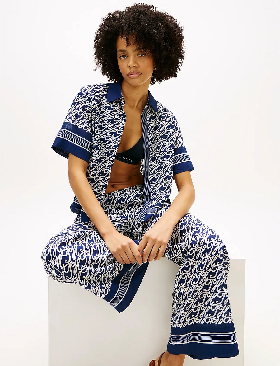 Tommy Hilfiger - SWIMSHOP SILK VOILE AOP SHIRT - chemises à manches courtes - th script preppy navy - 4