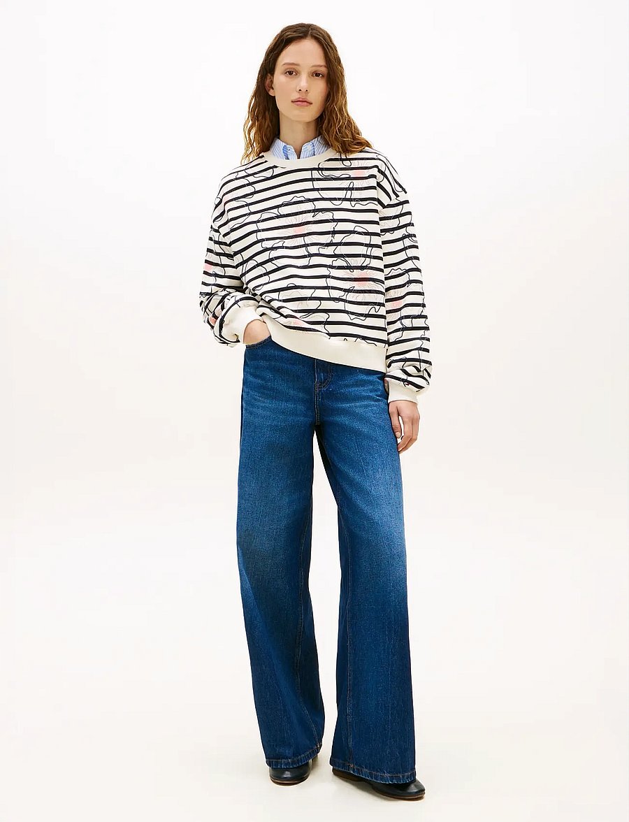 Tommy Hilfiger - FLOWER GRAPHIC SWEATSHIRT - vardagsstil - breton stp ivory silk navy poppy - 3
