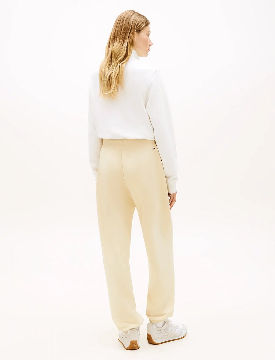 Tommy Hilfiger - TH SCRIPT SWEATPANT - sweatpants - country ivory - 2