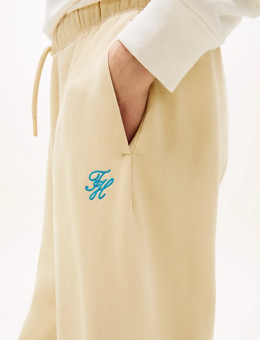 Tommy Hilfiger - TH SCRIPT SWEATPANT - sweatpants - country ivory - 4