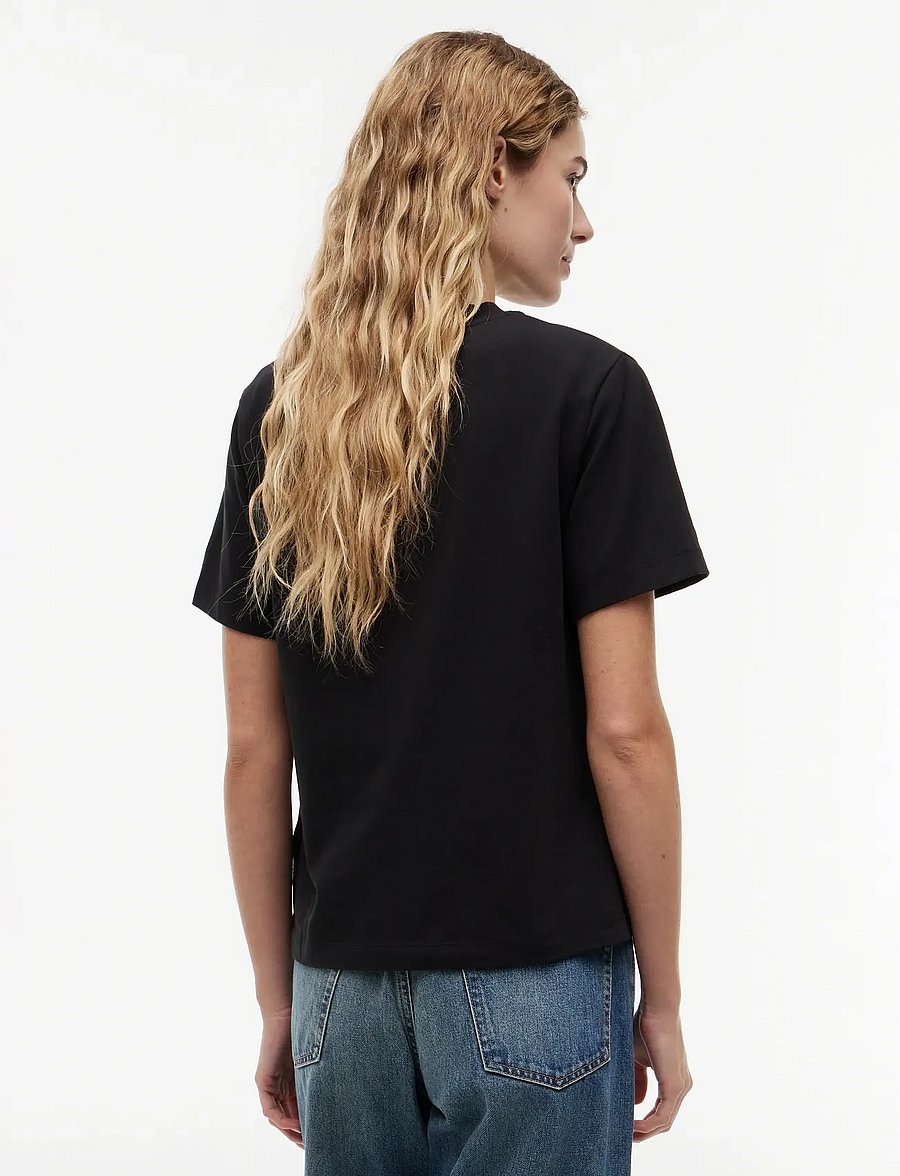 Tommy Hilfiger - TH SCRIPT REG C-NK SS TEE - t-shirts - black - 2