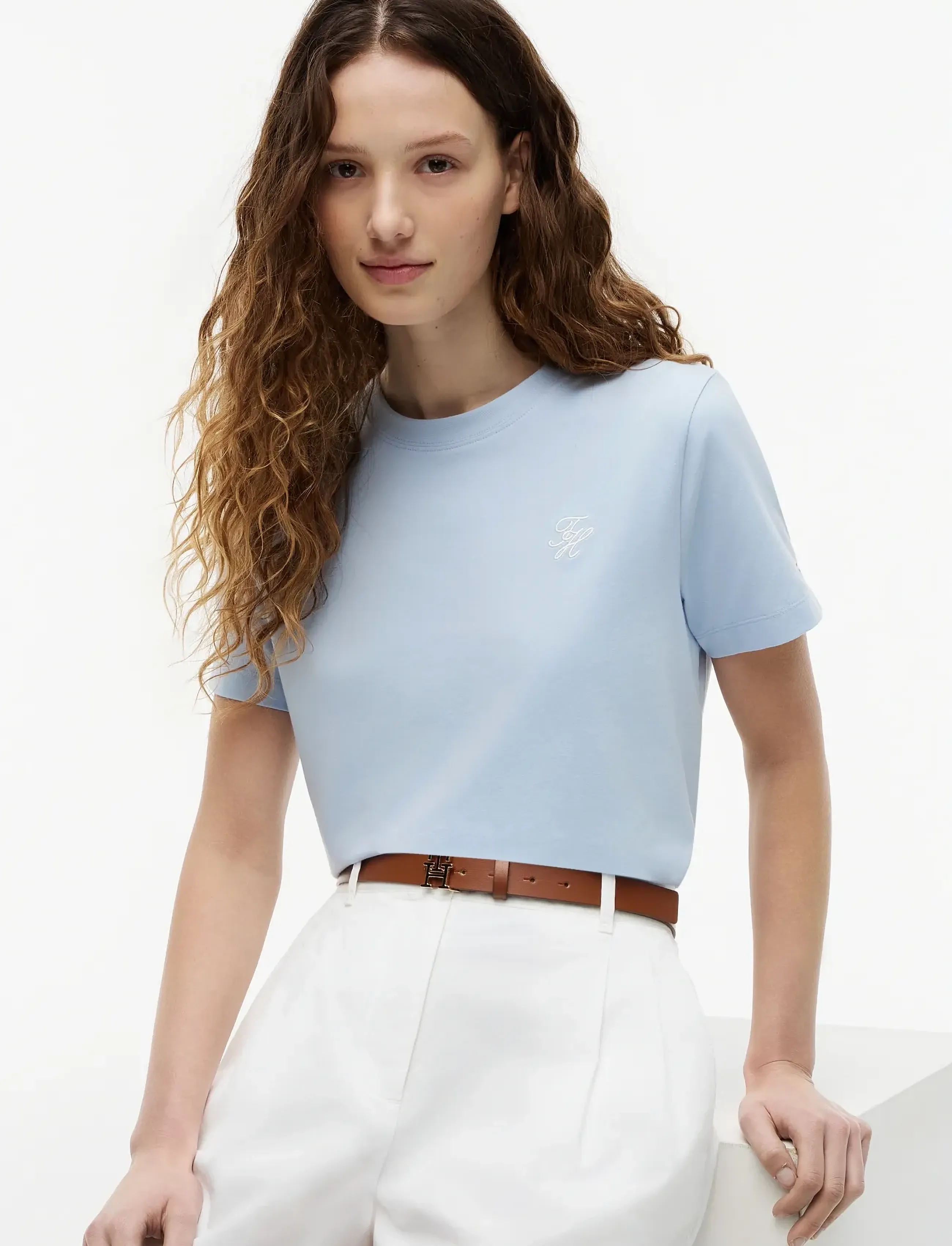 Tommy Hilfiger - TH SCRIPT REG C-NK SS TEE - t-shirts - breezy blue - 3