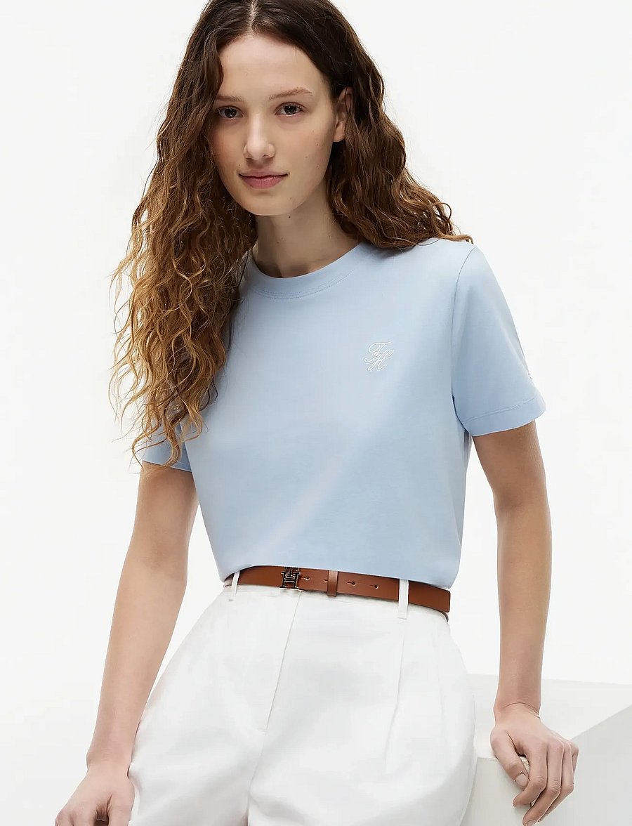 Tommy Hilfiger - TH SCRIPT REG C-NK SS TEE - t-shirts - breezy blue - 3