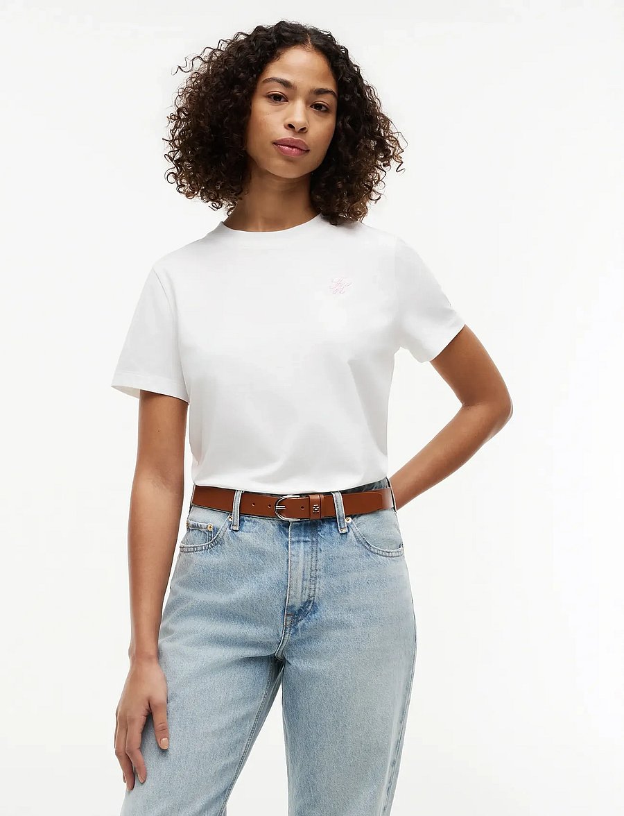 Tommy Hilfiger - TH SCRIPT REG C-NK SS TEE - t-shirts - ecru - 0