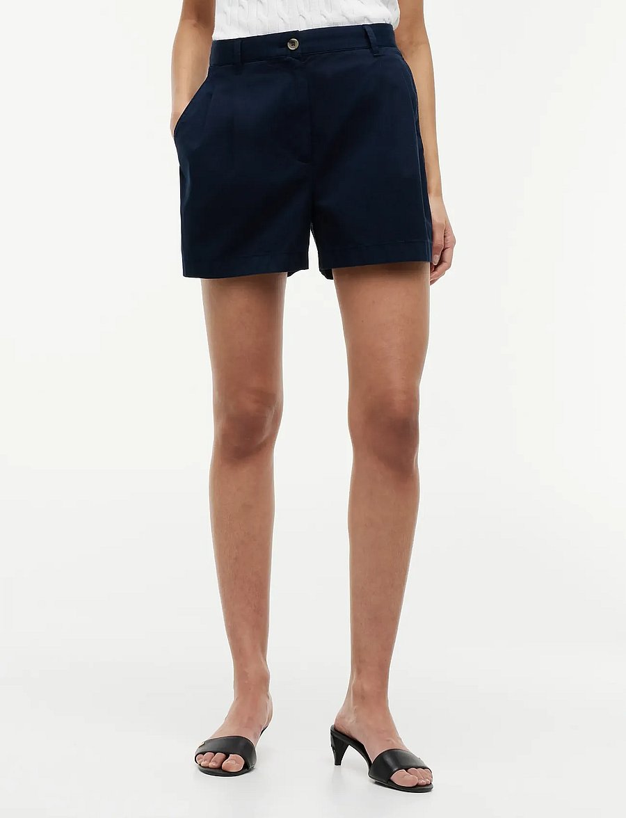 Tommy Hilfiger - COTTON CHINO FLARE SHORTS - chino-shorts - dark night navy - 0