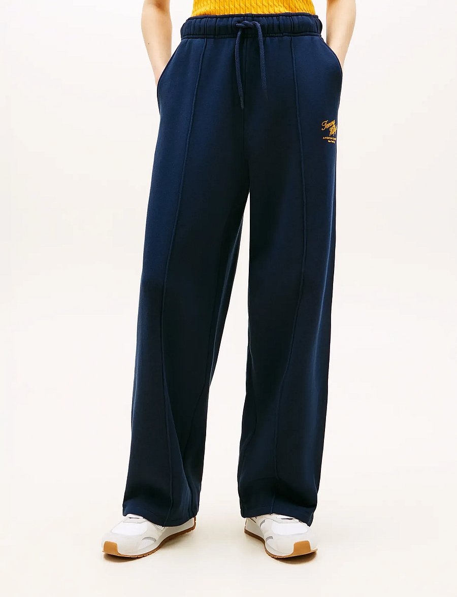Tommy Hilfiger - MDRN SCRIPT TERRY SWEATPANTS - sweatpants - dark night navy - 0
