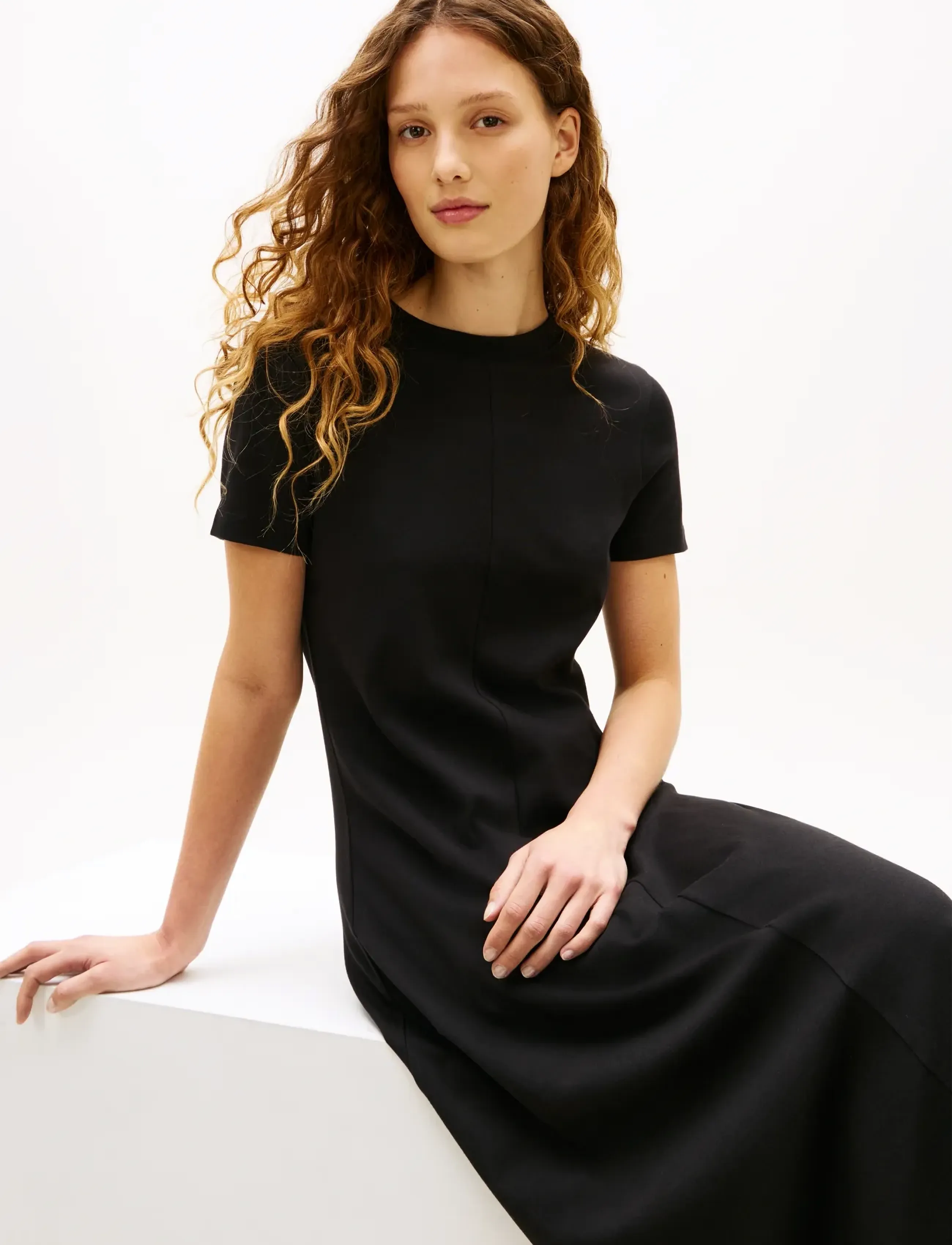 Tommy Hilfiger - INTERLOCK F&F MIDI DRESS - vasarinės suknelės - black - 4