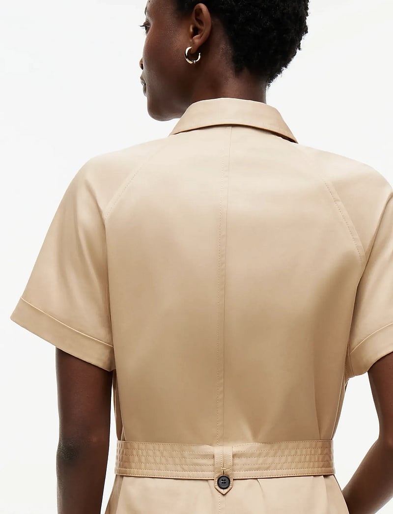 Tommy Hilfiger - CHINO UTILITY MIDI SS DRESS - skjortekjoler - gentle gold - 4