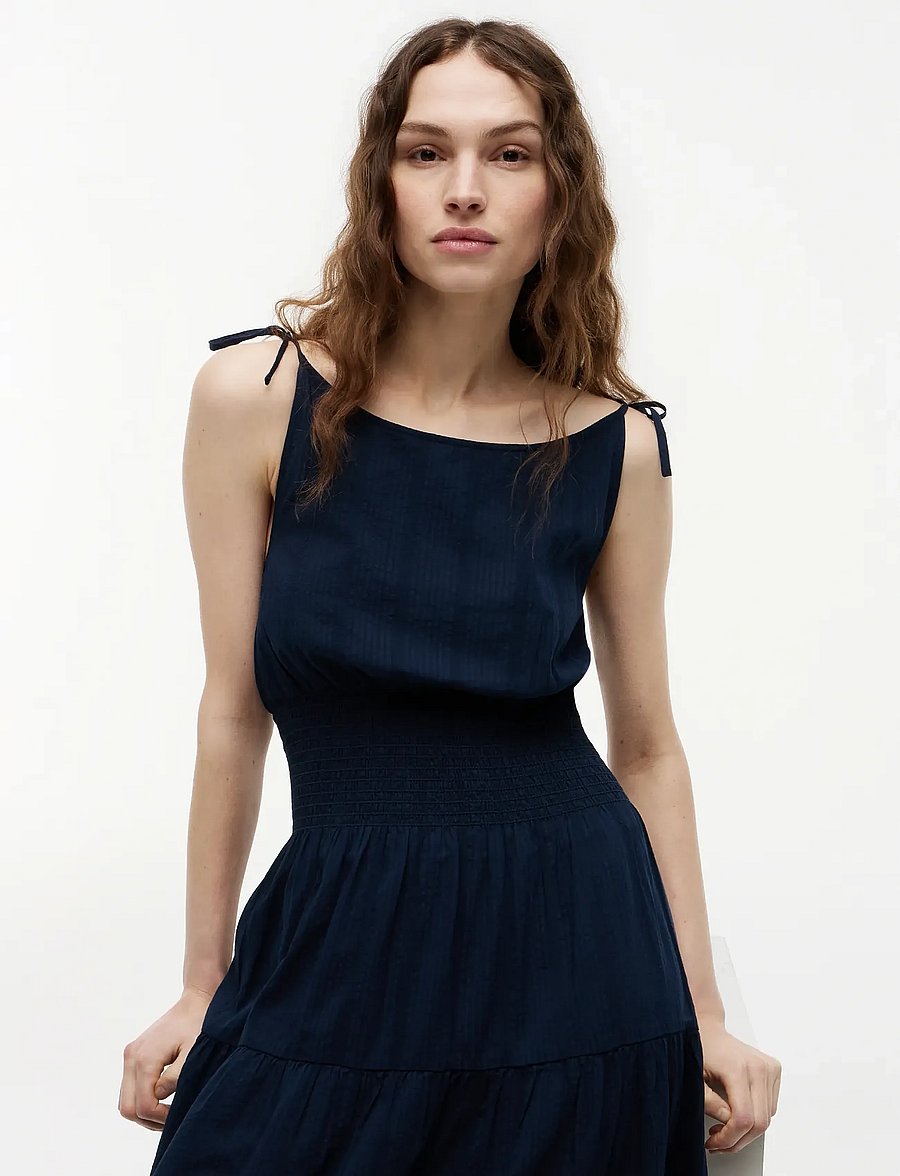 Tommy Hilfiger - SMOCK TIE NS MIDI DRESS - midikleider - dark night navy - 3
