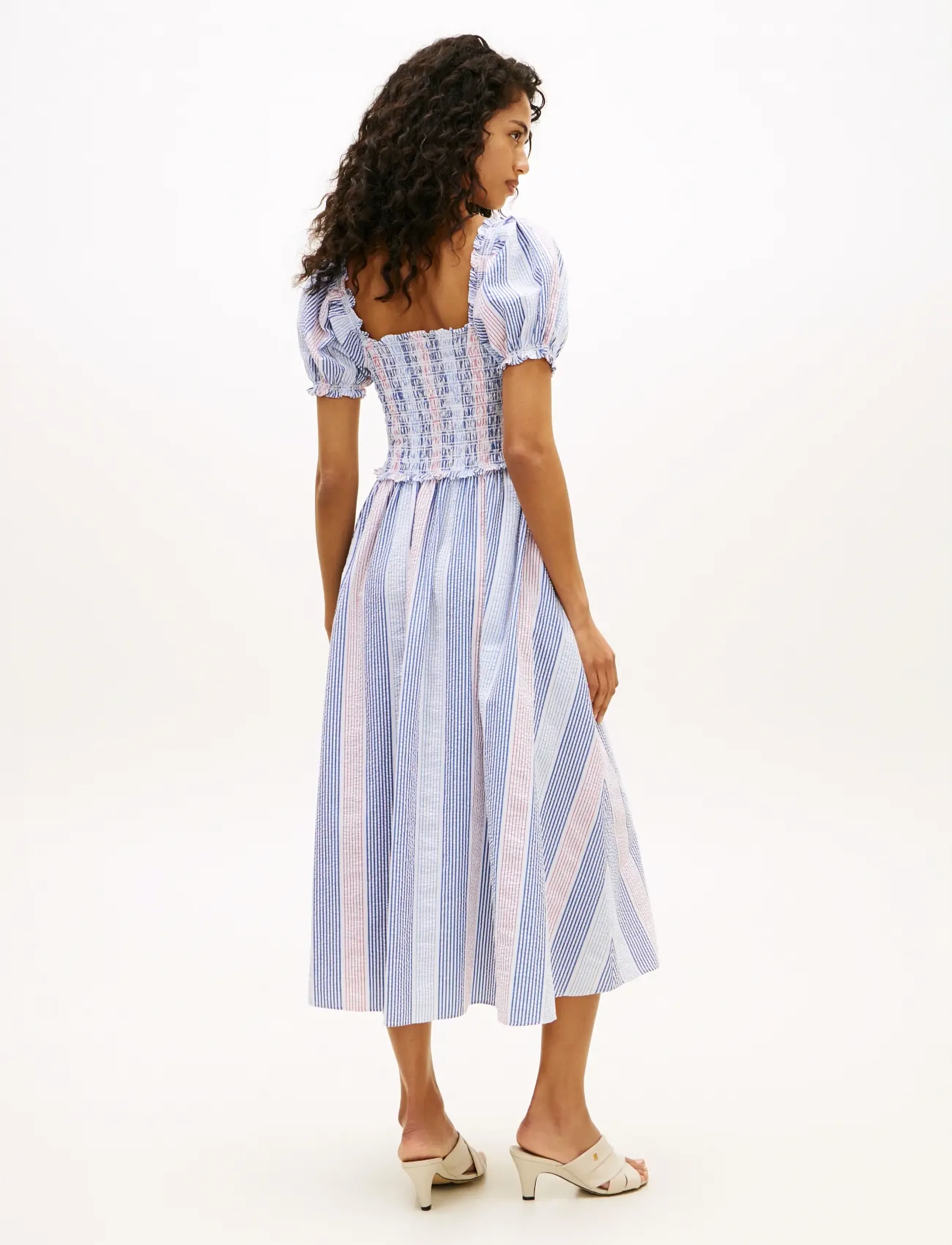 Tommy Hilfiger - GINGHAM SMOCK SS MIDI DRESS - midi kjoler - rwb multi stripe texture - 4