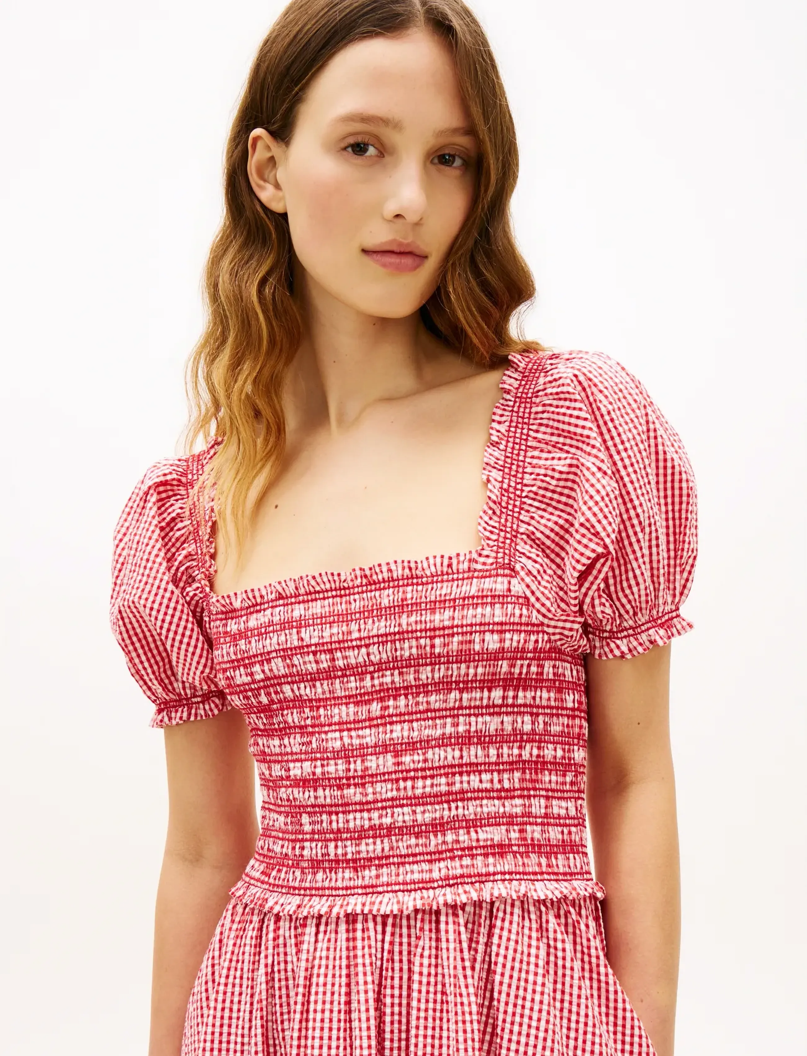 Tommy Hilfiger - GINGHAM SMOCK SS MIDI DRESS - midi kjoler - gingham ecru fireworks red - 3
