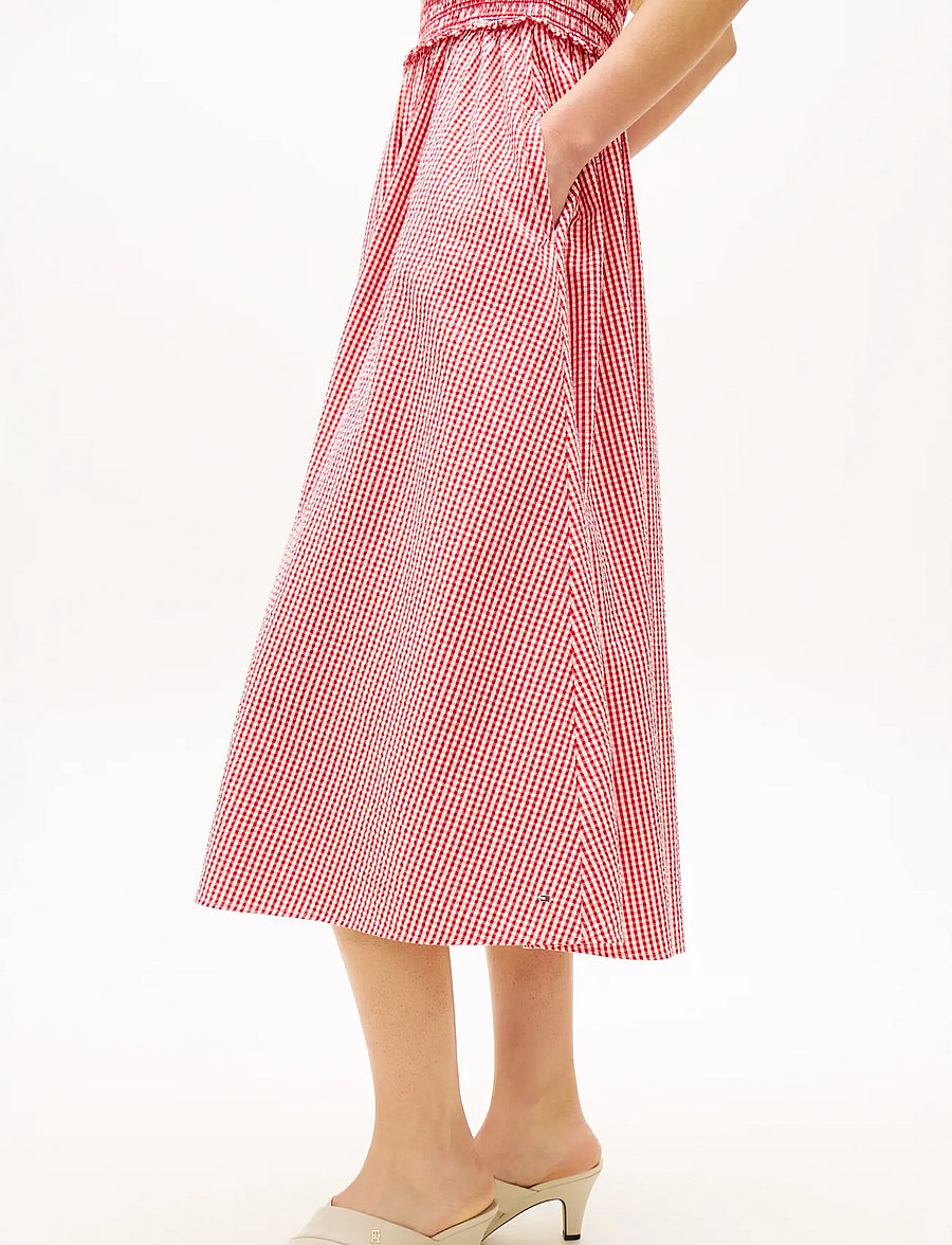 Tommy Hilfiger - GINGHAM SMOCK SS MIDI DRESS - midi kjoler - gingham ecru fireworks red - 4