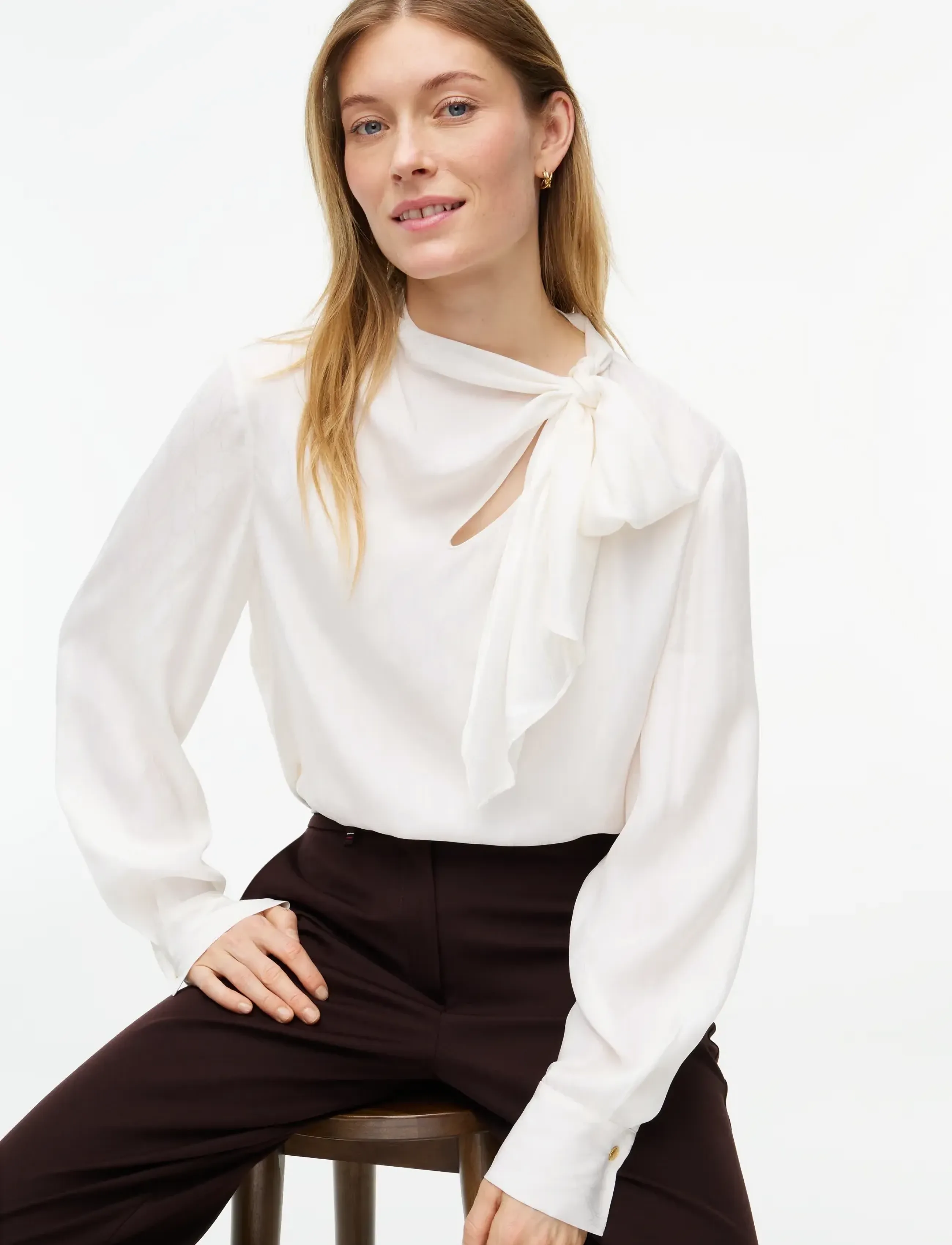 Tommy Hilfiger - FLUID JACQUARD BOW TIE BLOUSE - langærmede bluser - ivory silk - 3