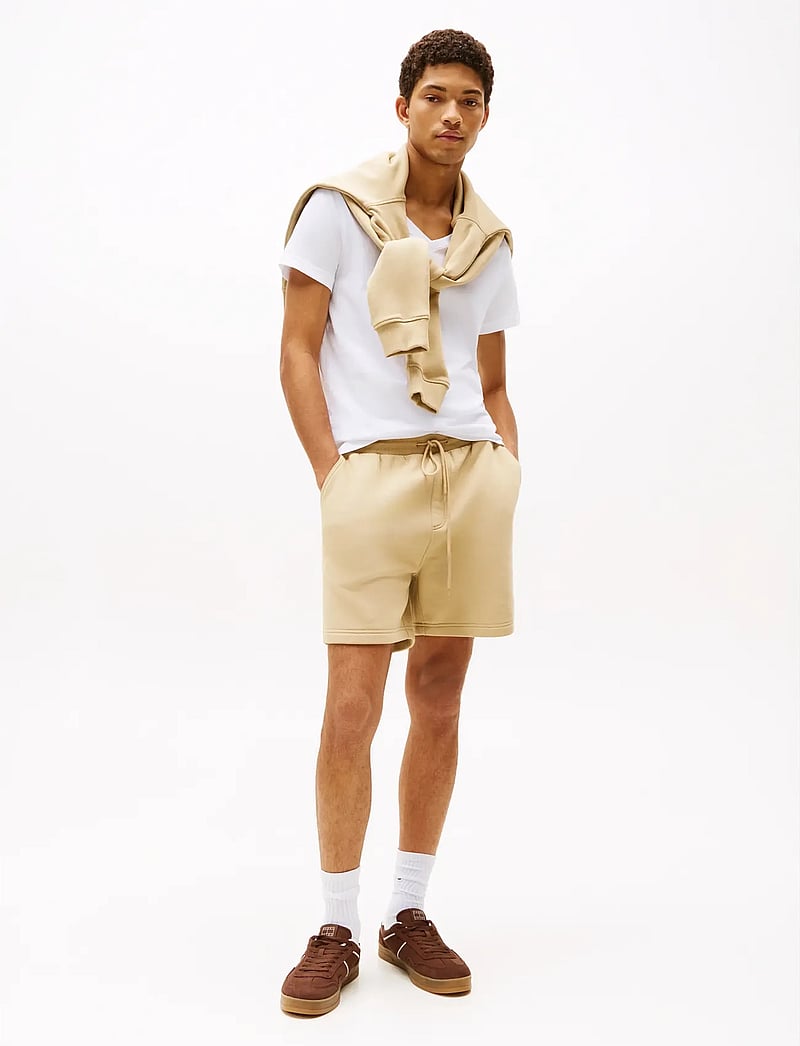 Tommy Jeans - TJM ORIGINAL JERSEY V NECK TEE - v-ringade t-shirts - classic white - 1