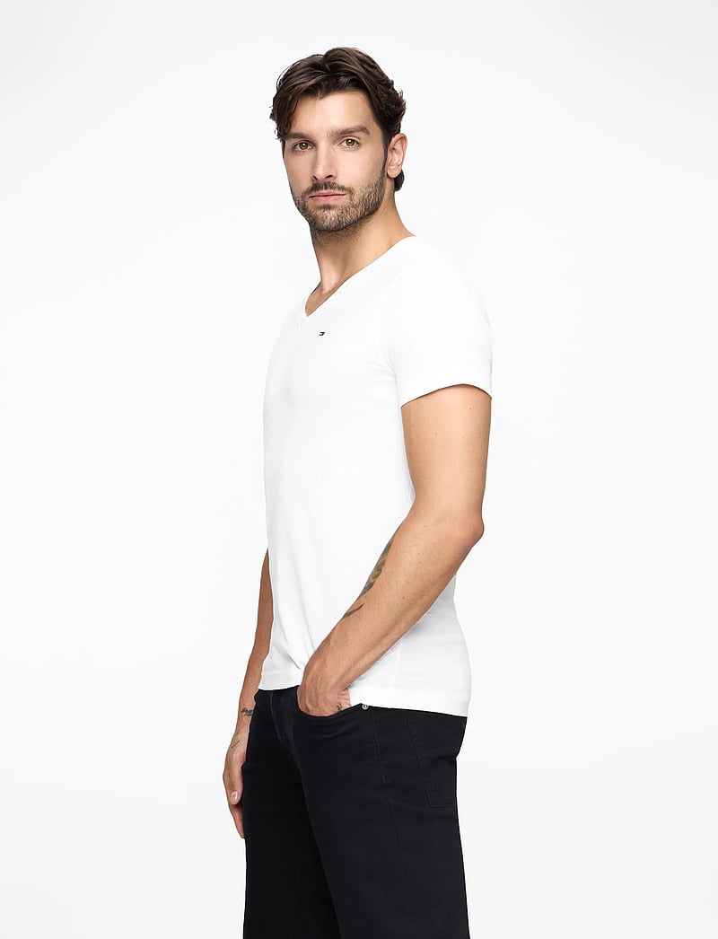 Tommy Jeans - TJM ORIGINAL JERSEY V NECK TEE - v-ringade t-shirts - classic white - 4