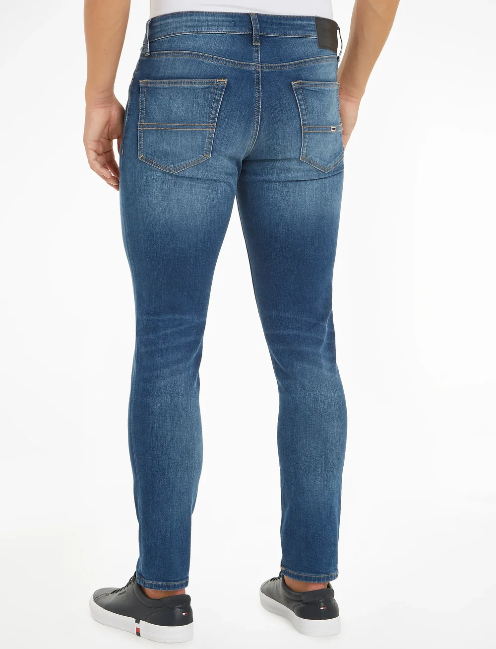 Tommy Jeans - AUSTIN SLIM TAPERED WMBS - kitsad teksad - wilson mid blue stretch - 3