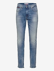 Tommy Jeans - AUSTIN SLIM TAPERED WLBS - slim fit jeans - wilson light blue stretch - 0