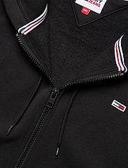 Tommy Jeans - TJM REGULAR FLEECE ZIP HOODIE - sporta džemperi - black - 2