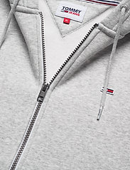 Tommy Jeans - TJM REGULAR FLEECE ZIP HOODIE - sweatshirts - lt grey htr - 2
