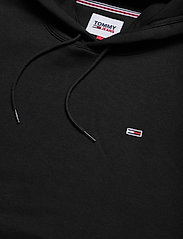 Tommy Jeans - TJM REGULAR FLEECE HOODIE - sporta džemperi - black - 2