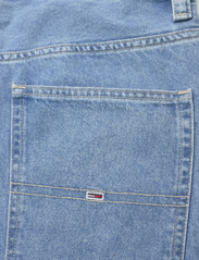 Tommy Jeans - AIDEN BAGGY JEAN AG7012 - laisvo kirpimo džinsai - denim light 02 - 4