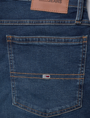 Tommy Jeans - RONNIE SHORT BG0156 - džinsiniai šortai - denim dark - 4