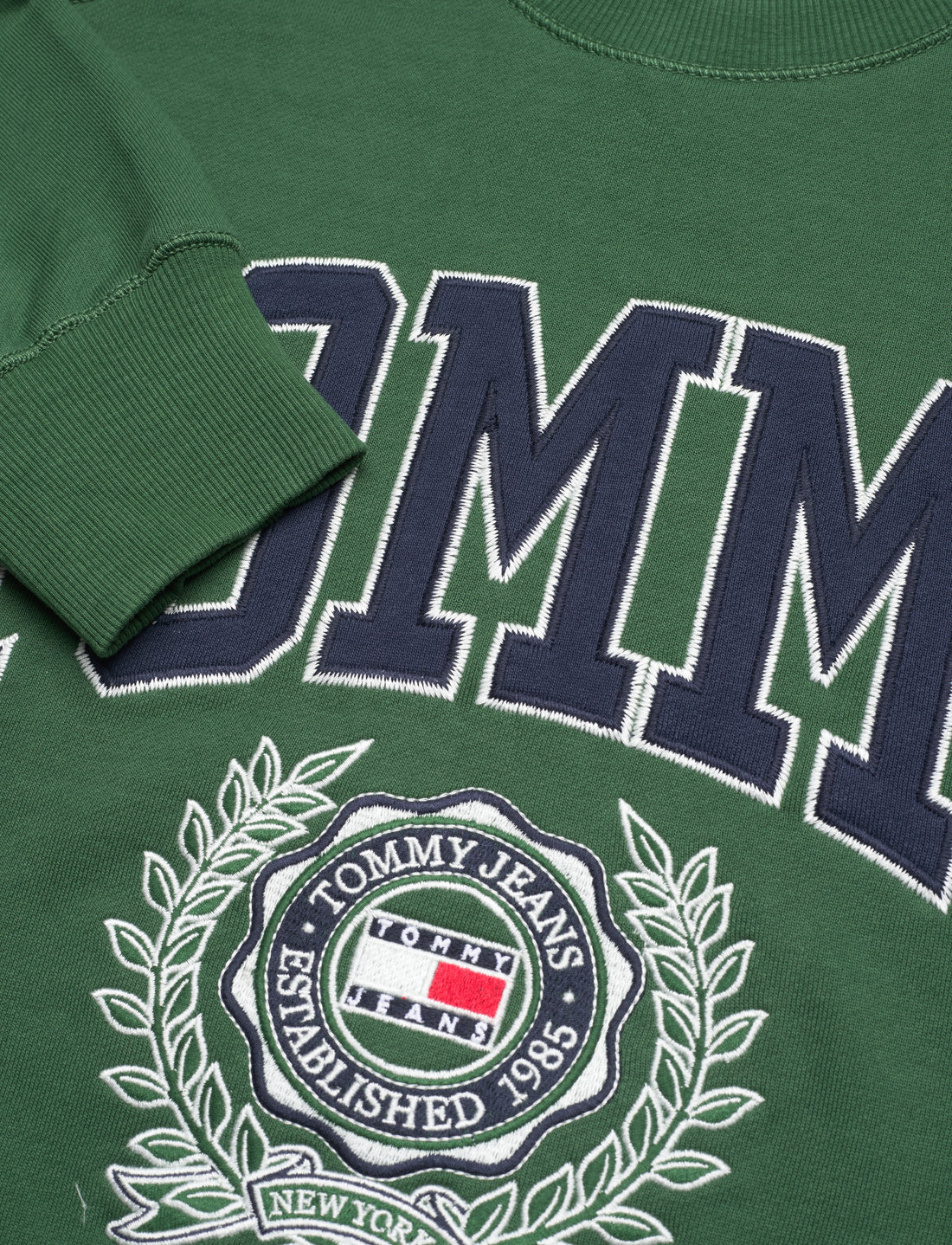 Tommy Jeans Tjm Boxy College Graphic Crew Sweatshirts Boozt