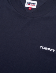 Tommy Jeans - TJM CLSC LINEAR CHEST TEE - kortärmade t-shirts - twilight navy - 2