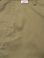 Tommy Jeans - TJM AUSTIN CARGO - cargo pants - drab olive green - 2
