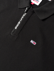Tommy Jeans - TJM RLX BRANDED PLACKET POLO - polo marškinėliai trumpomis rankovėmis - black - 2
