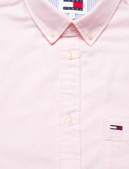 Tommy Jeans - TJM REG OXFORD SHIRT - oxford stila krekli - pink crystal - 2