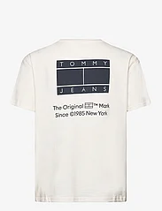 Tommy Jeans - TJM REG ESSENTIAL CB FLAG TEE - kurzärmelige - ancient white - 1