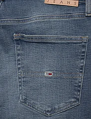Tommy Jeans - SCANTON SLIM BH1264 - džinsa bikses ar tievām starām - denim dark - 4