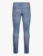 Tommy Jeans - SCANTON SLIM BH1212 - džinsa bikses ar tievām starām - denim light - 1