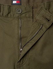 Tommy Jeans - TJM SCANTON SHORT - „chino“ stiliaus šortai - drab olive green - 3