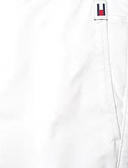 Tommy Jeans - TJM SCANTON SHORT - „chino“ stiliaus šortai - white - 2