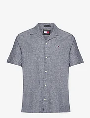 Tommy Jeans - TJM LINEN BLEND CAMP SHIRT EXT - kortærmede t-shirts - dark night navy - 0
