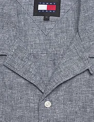 Tommy Jeans - TJM LINEN BLEND CAMP SHIRT EXT - kortärmade t-shirts - dark night navy - 2