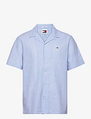 Tommy Jeans - TJM LINEN BLEND CAMP SHIRT EXT - short-sleeved t-shirts - moderate blue - 0