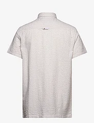 Tommy Jeans - TJM REG STRIPE SEERSUCKER SHIRT - kortærmede t-shirts - white / newsprint - 1