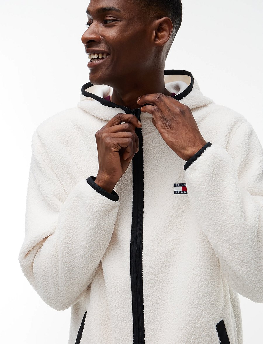 Tommy Jeans - TJM REG BADGE TEDDY ZIP TRU EXT - teddy sweaters - cream - 3