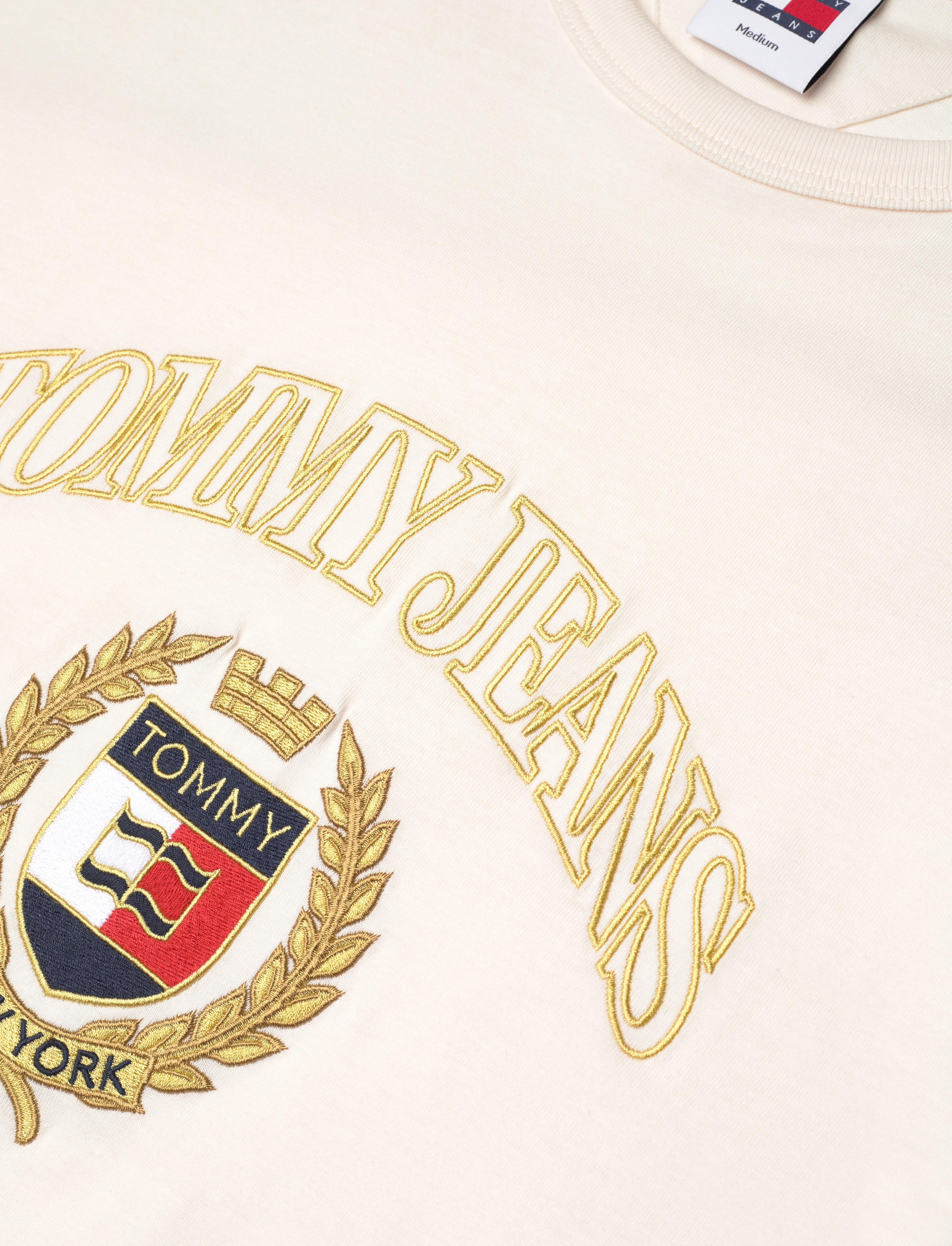 Tommy Jeans - TJM REG TJ GOLD CREST TEE - ancient white - 2