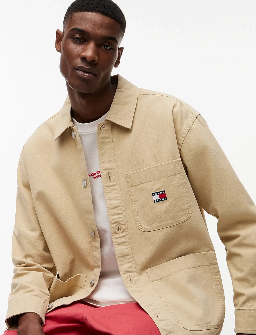 Tommy Jeans - TJM ESSENTIAL OVERSHIRT EXT - shoppa efter stil - gentle gold - 5