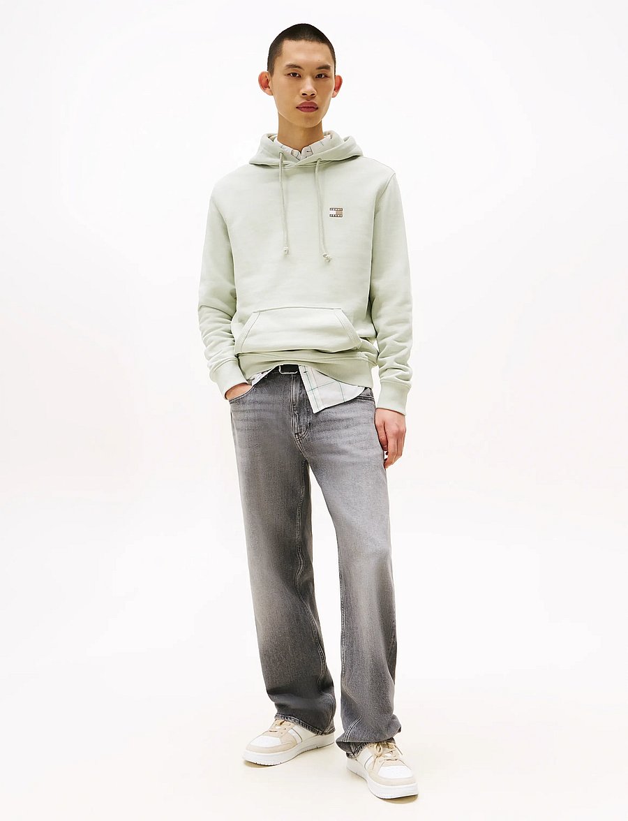 Tommy Jeans - TJM REG BADGE HOODIE EXT - pirkt pēc stila - misty sage tonal - 2